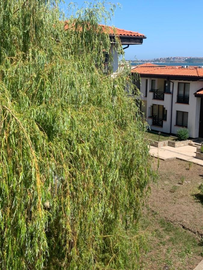 Apartment At St. Nicholas Complex-Igora Chernomorets Bagian luar foto